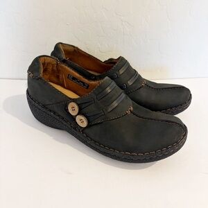EUC Clarks Artisan Un Loop Black Leather Slip On Loafer Size 9M